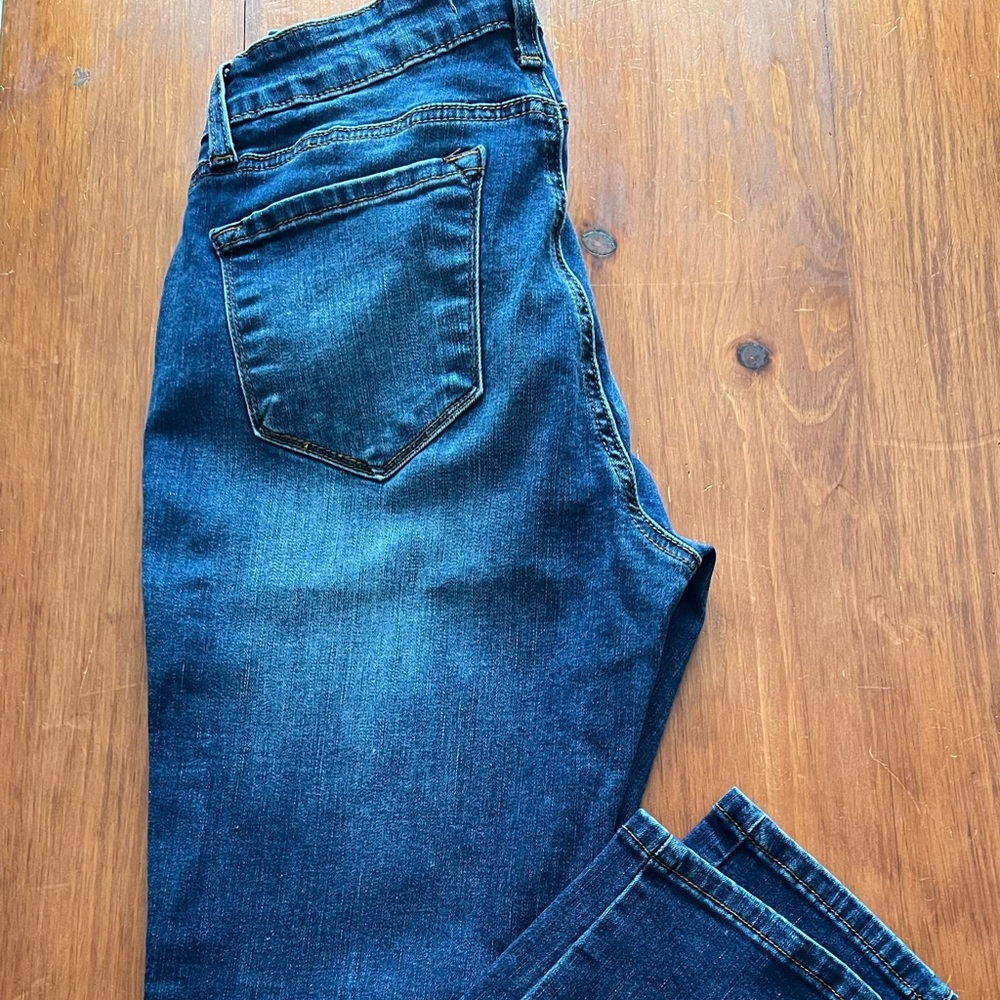 Brand new skinny jeans by Kancan Los Angeles